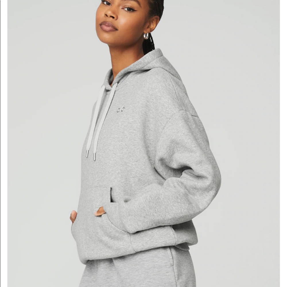 NWT Alo Yoga Athletic Heather Grey Accolade Hoodie XS